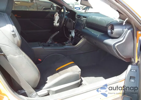 2023 Toyota Gr86 10Th Anniversary Special Edition z USA, uszkodzony, nr VIN JF1ZNBH19P8756087